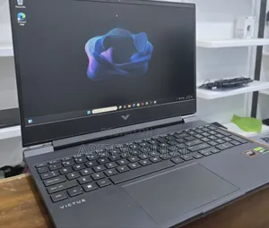 New Laptop HP Victus 16 16GB AMD Ryzen 7 SSD 1T
