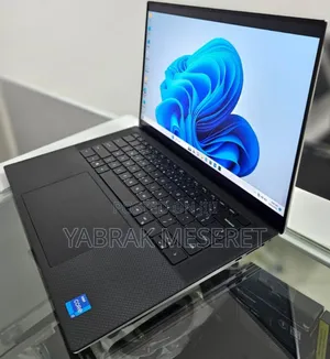 Photo - New Laptop Dell XPS 15 32GB Intel Core I7 SSD 512GB