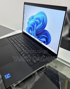 Photo - New Laptop Dell XPS 15 32GB Intel Core I7 SSD 512GB