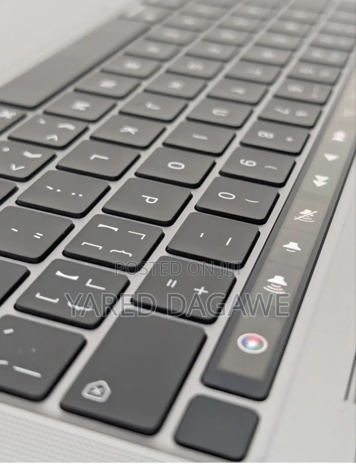 New Laptop Apple MacBook Pro M1 8GB Apple M1 SSD 256GB