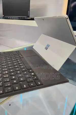 New Laptop Microsoft Surface Pro 7 8GB Intel Core I5 SSD 256GB