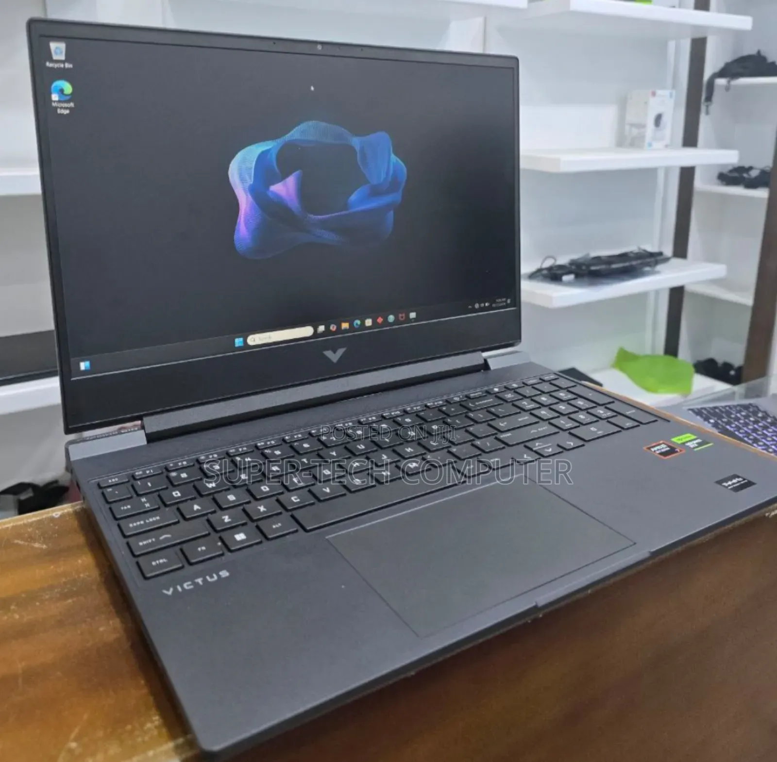 New Laptop HP Victus 16 16GB AMD Ryzen 7 SSD 1T