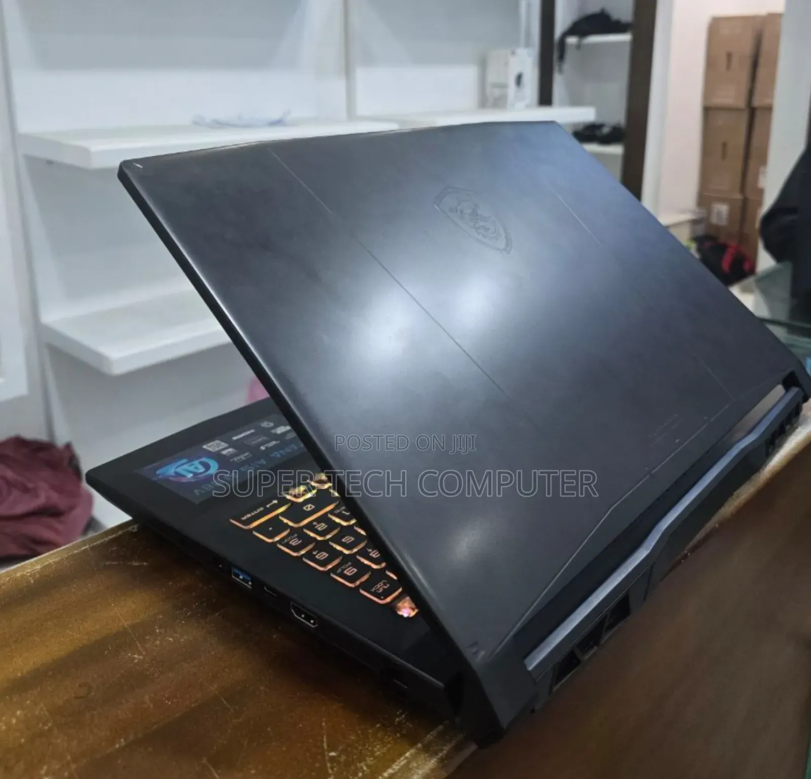 New Laptop MSI Katana 15 16GB AMD Ryzen 7 SSD 1T