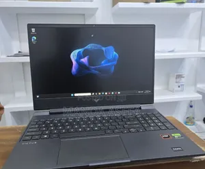 New Laptop HP Victus 16 16GB AMD Ryzen 7 SSD 1T