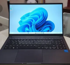 Photo - New Laptop Samsung Galaxy Book 2 8GB Intel Core I3 SSD 256GB