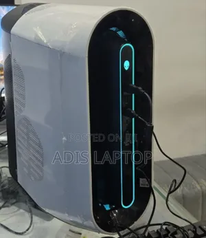 New Laptop Alienware M17x R2 32GB Intel Core I9 HDD+SSD 2T