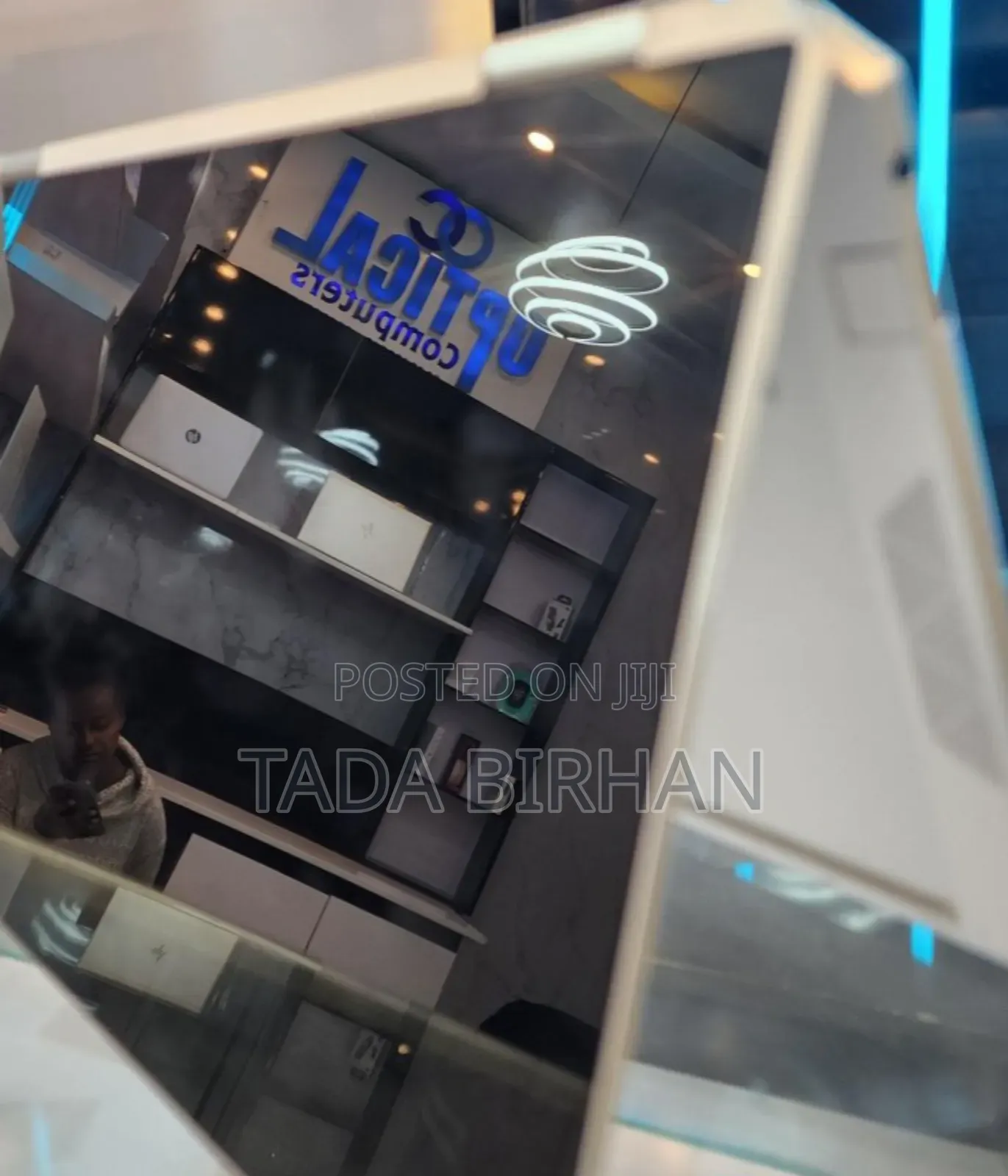 New Laptop HP Spectra 13 16GB Intel Core I7 SSD 1T