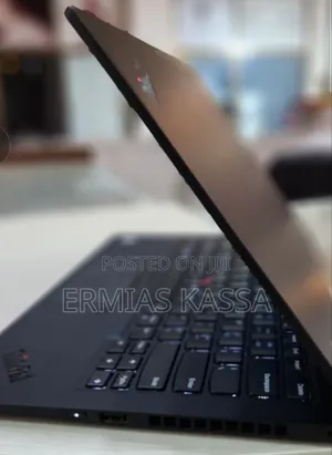 New Laptop Lenovo ThinkPad X1 Carbon 8GB Intel Core I5 SSD 512GB