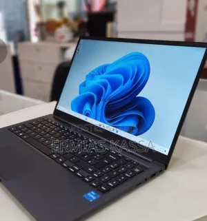 Photo - New Laptop Samsung Galaxy Book 2 8GB Intel Core I3 SSD 256GB