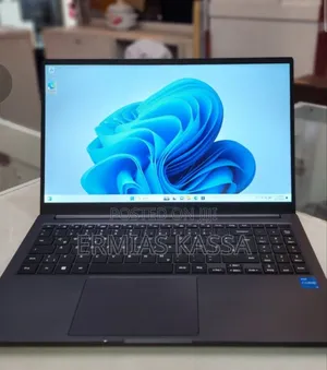 New Laptop Samsung Galaxy Book 2 8GB Intel Core I3 SSD 256GB