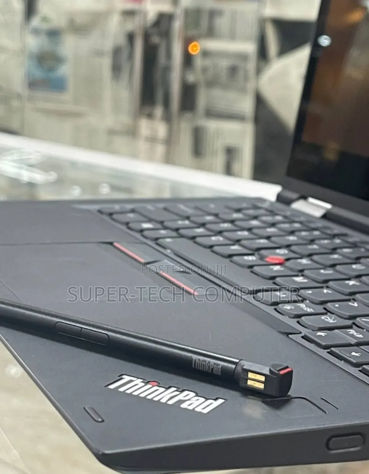 New Laptop Lenovo ThinkPad Yoga 370 8GB Intel Core I5 SSD 256GB