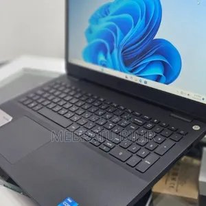 Photo - New Laptop Dell Vostro 15 3549 8GB Intel Core I5 SSD 256GB