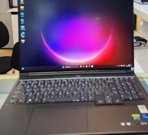 New Laptop Lenovo Legion 7 16GB Intel Core I7 SSD 1T