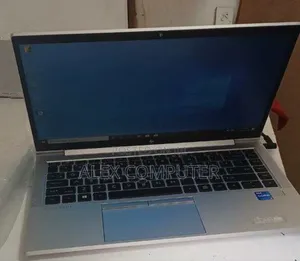 New Laptop HP EliteBook 840 G8 16GB Intel Core I5 SSD 512GB