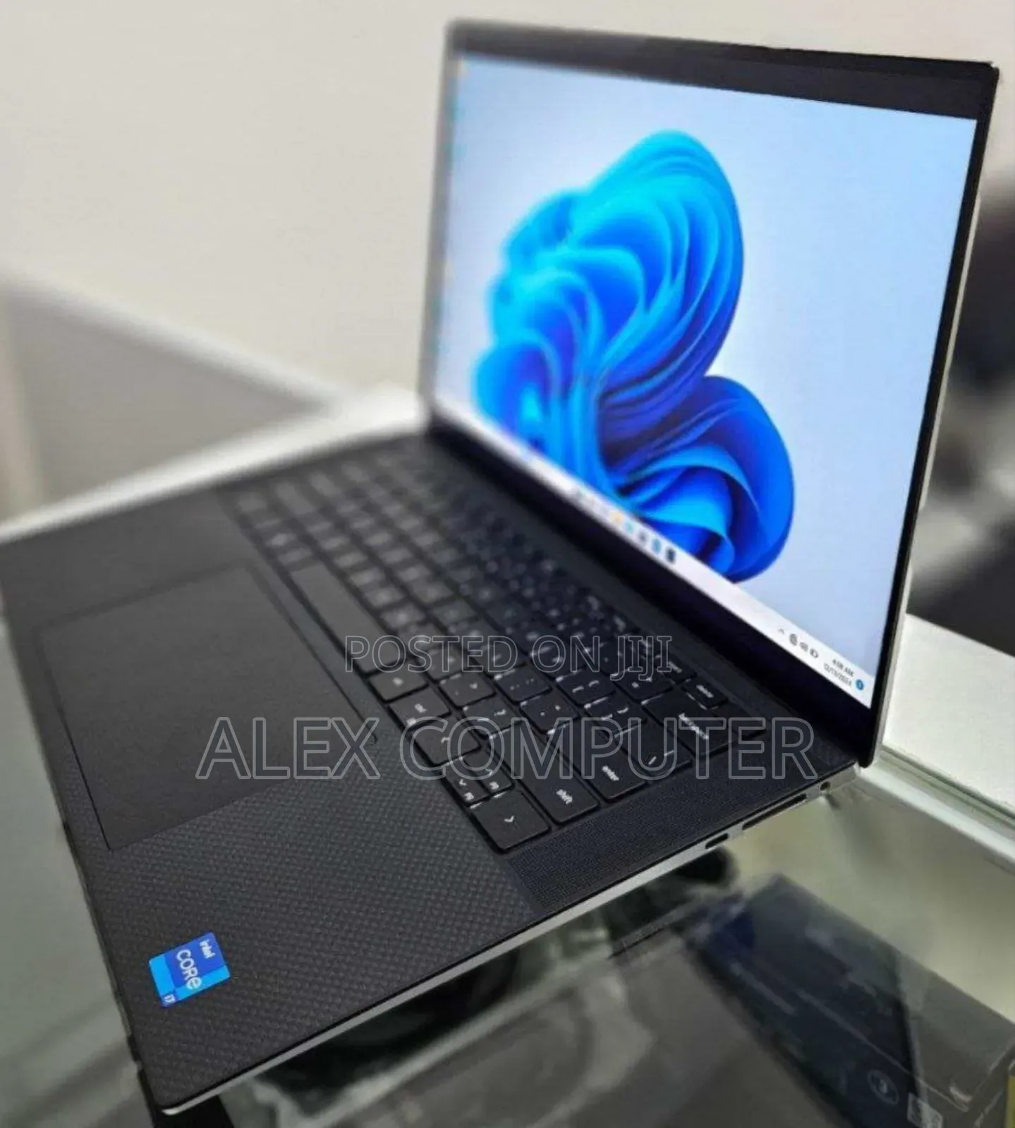 New Laptop Dell XPS 15 32GB Intel Core I7 SSD 512GB