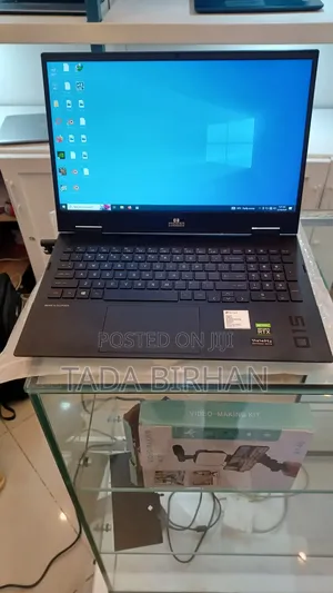 New Laptop HP Omen X 17t 16GB Intel Core i9 SSD 1T