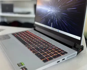 New Laptop Dell G15 5535 16GB AMD Ryzen 7 SSD 512GB