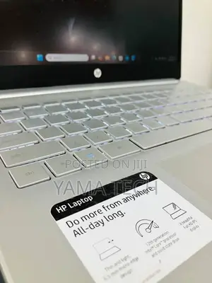 New Laptop HP Stream Notebook 8GB Intel Core I3 SSD 256GB