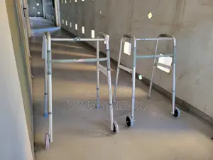 Photo - Walking Aid Elderly喫walker for Unstable Leg凹walker去walker