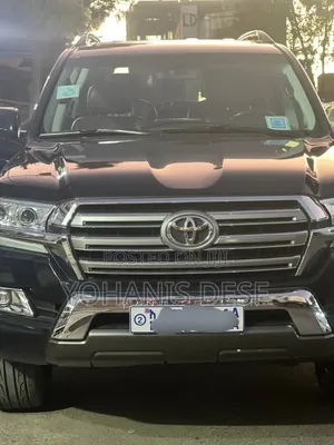 Photo - Toyota Land Cruiser 2017 Black