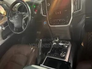 Toyota Land Cruiser 2017 Black