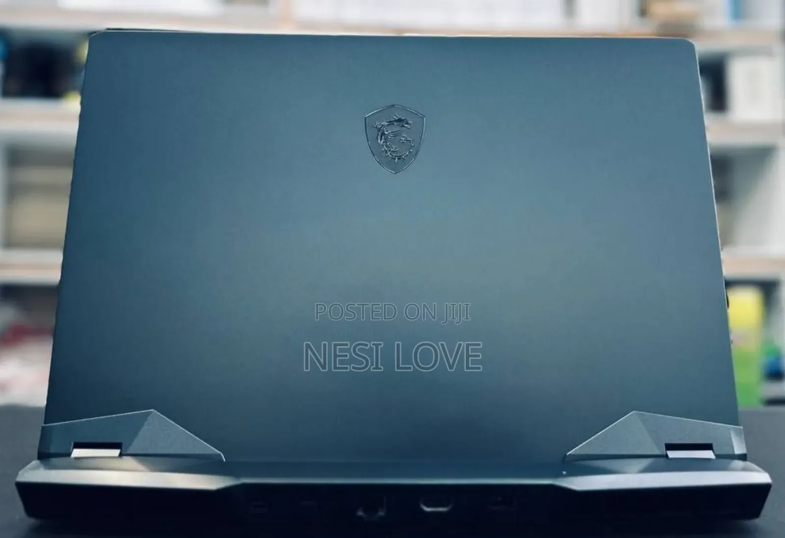 New Laptop MSI Raider GE76 12UGS 16GB Intel Core I7 SSD 1T