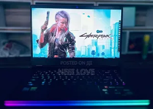 New Laptop MSI Raider GE76 12UGS 16GB Intel Core I7 SSD 1T