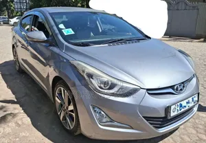 Hyundai Avante 2015 Silver