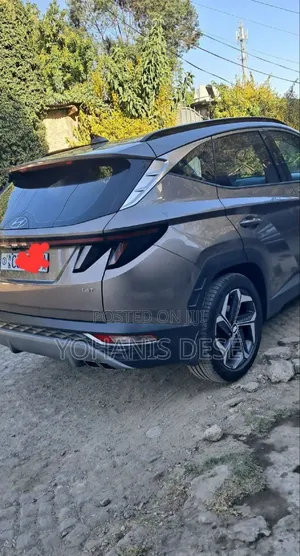 Hyundai Tucson 2022 Silver