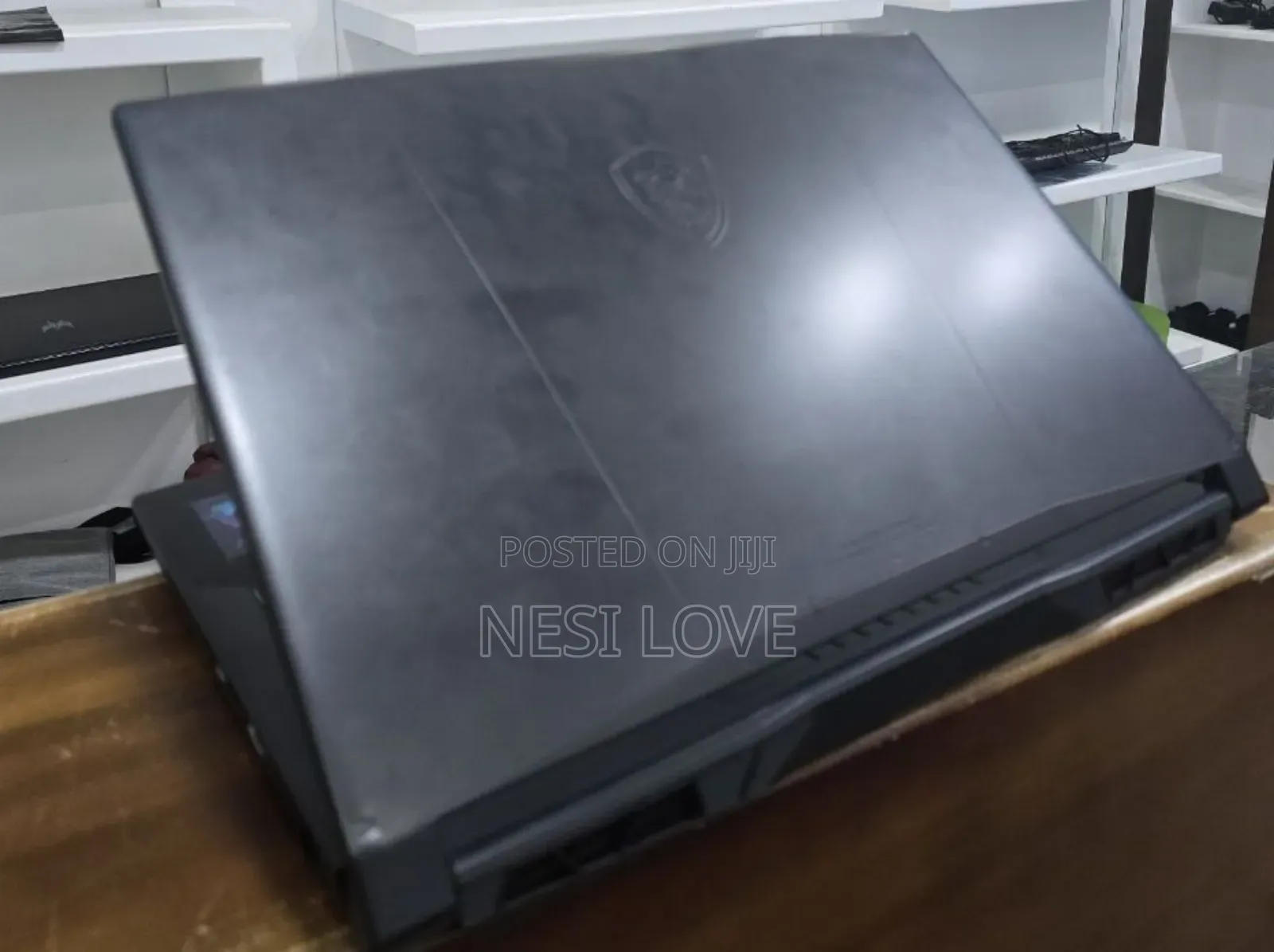 New Laptop MSI Katana 15 16GB AMD Ryzen 7 SSD 1T