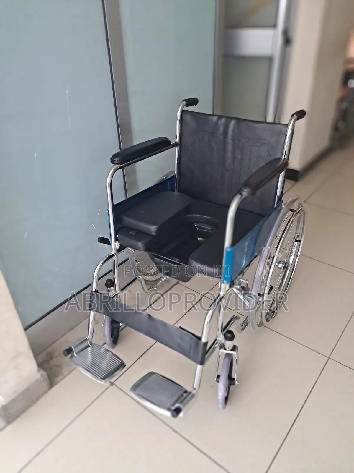 Wheelcair3wheelcair5wheelcair8wheelchair4wheelhair1wheelchai