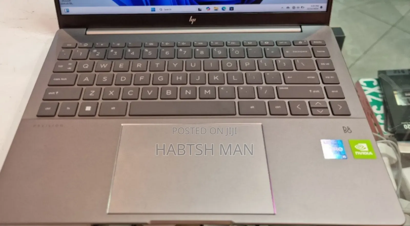 New Laptop HP Envy Ultrabook 6 8GB AMD Ryzen 5 SSD 256GB