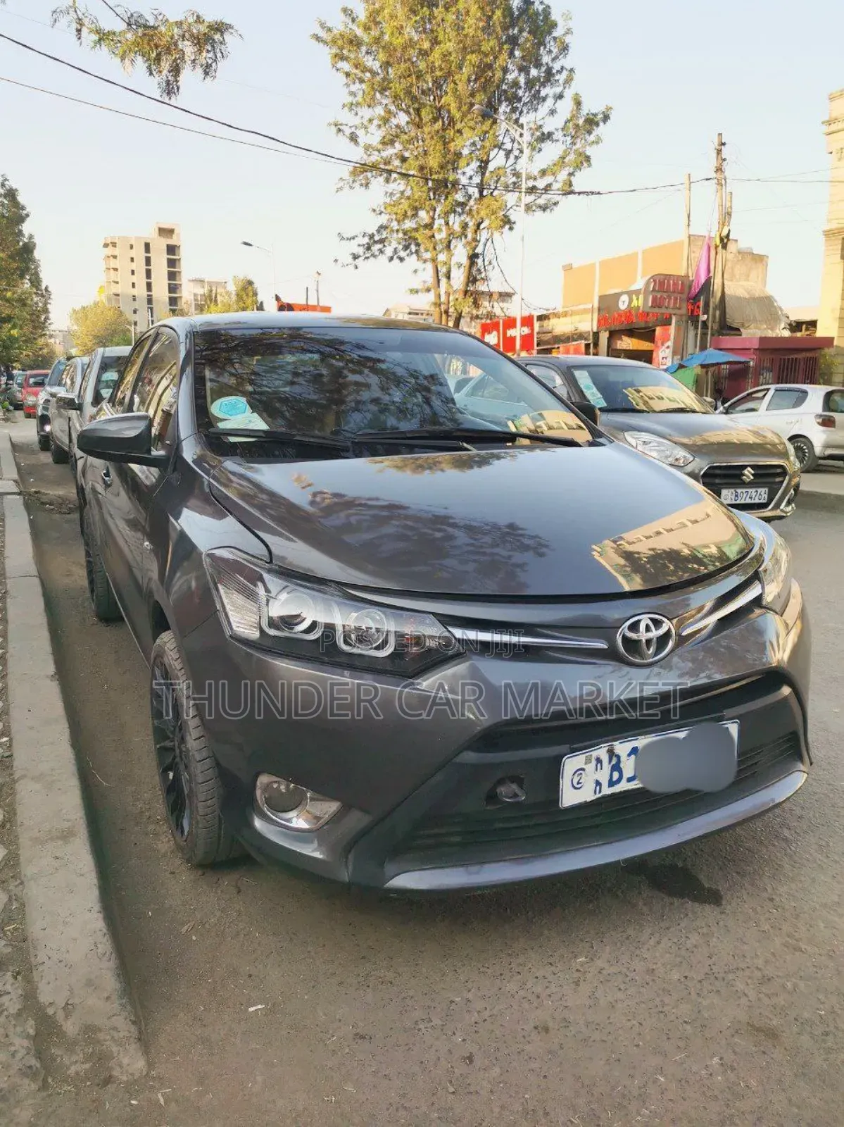 Toyota Yaris 2013 Gray