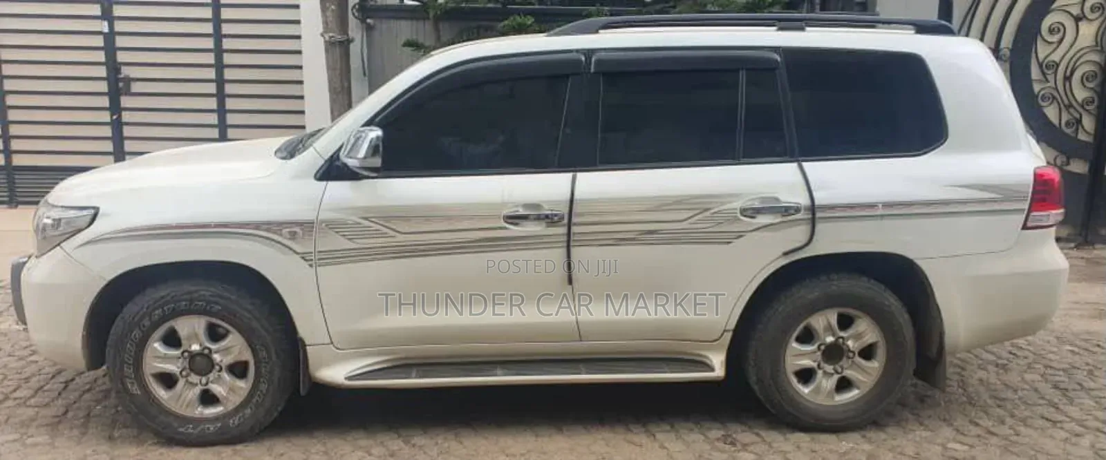 Toyota Land Cruiser 2008 White