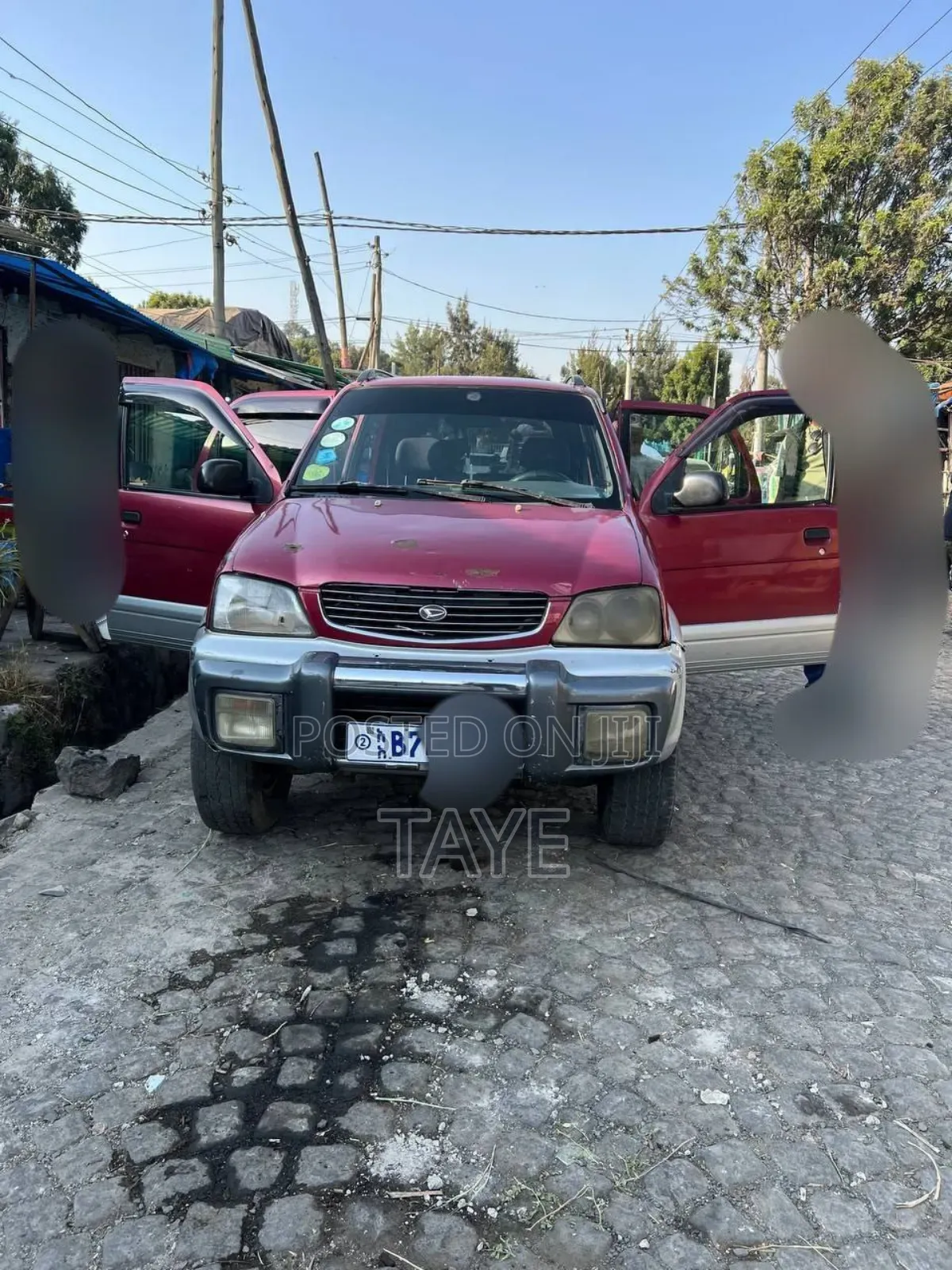 Daihatsu Terios 1997 Red