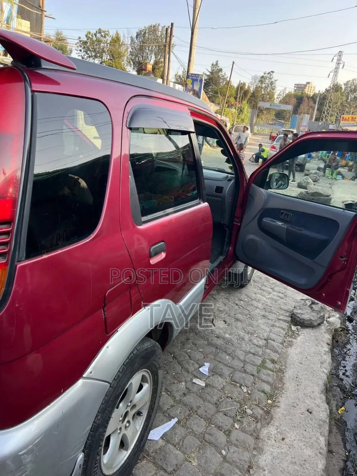 Daihatsu Terios 1997 Red