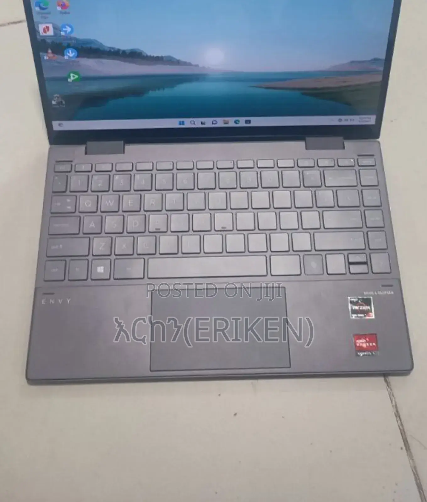 New Laptop HP Envy 15 8GB AMD Ryzen 5 SSD 256GB