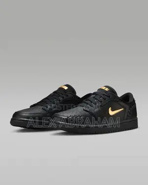 Photo - Jordan 1 Low Method of Make