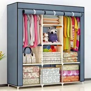 Photo - ዘመናዊ የልብስ ማስቀመጫ ቁምሳጥን Wardrobe