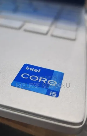 New Laptop HP Envy 13 16GB Intel Core I5 SSD 512GB