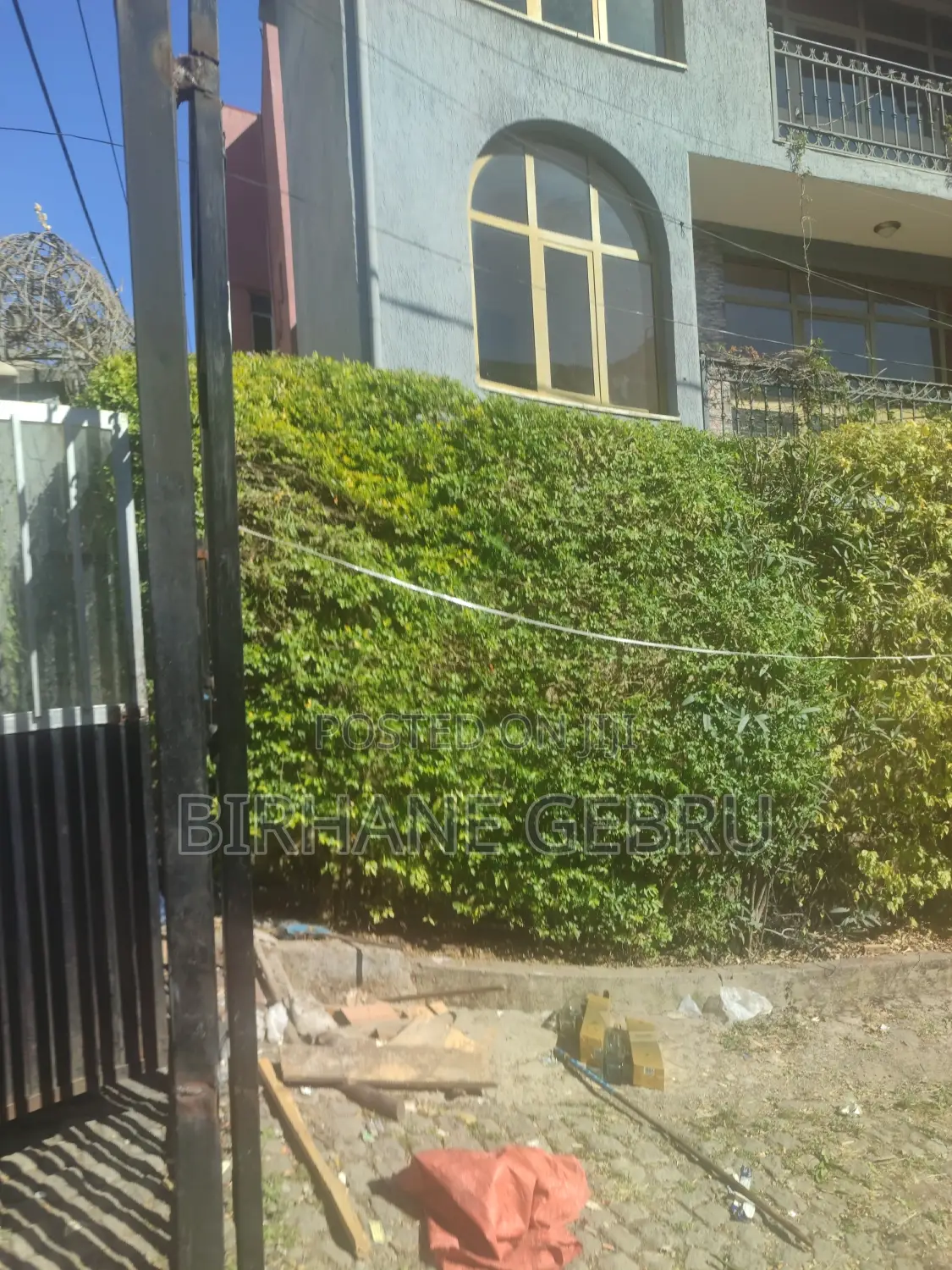 G+2 House Rent for Business