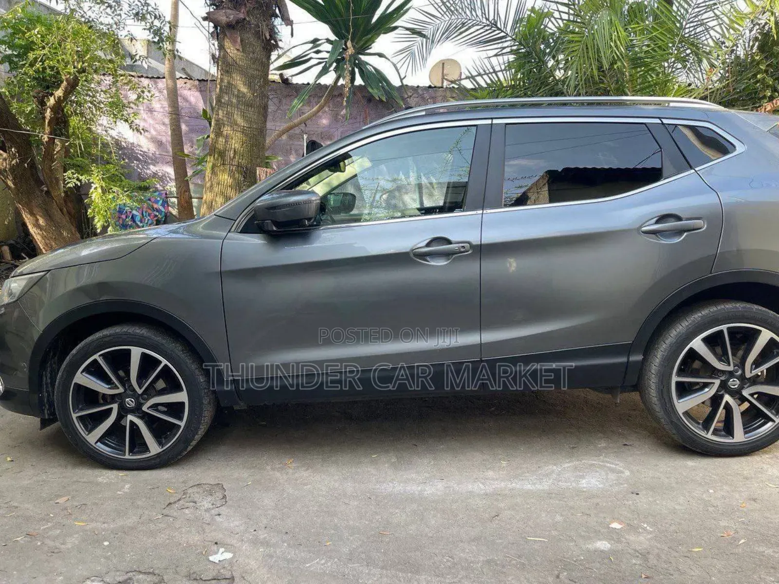 Nissan Qashqai 2016 Gray