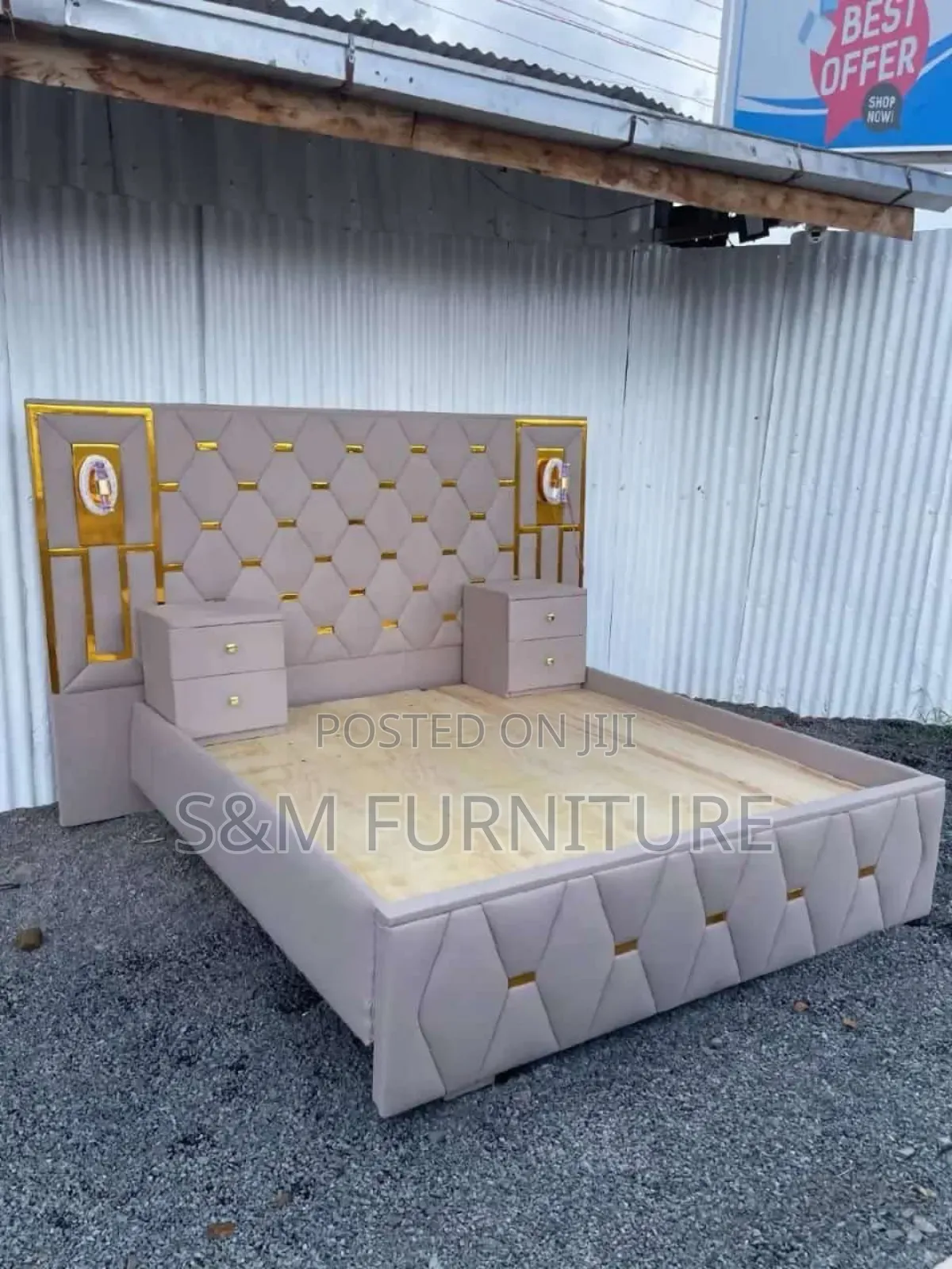 Peculiar 1.50 Meter Bed With Attraction.