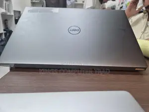 New Laptop Dell Precision 5570 16GB Intel Core I7 SSD 1T