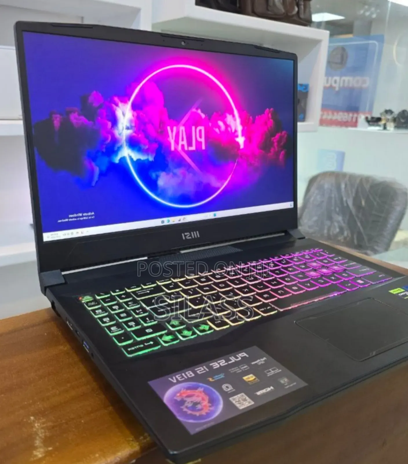 New Laptop MSI Pulse GL66 16GB Intel Core I7 SSD 1T