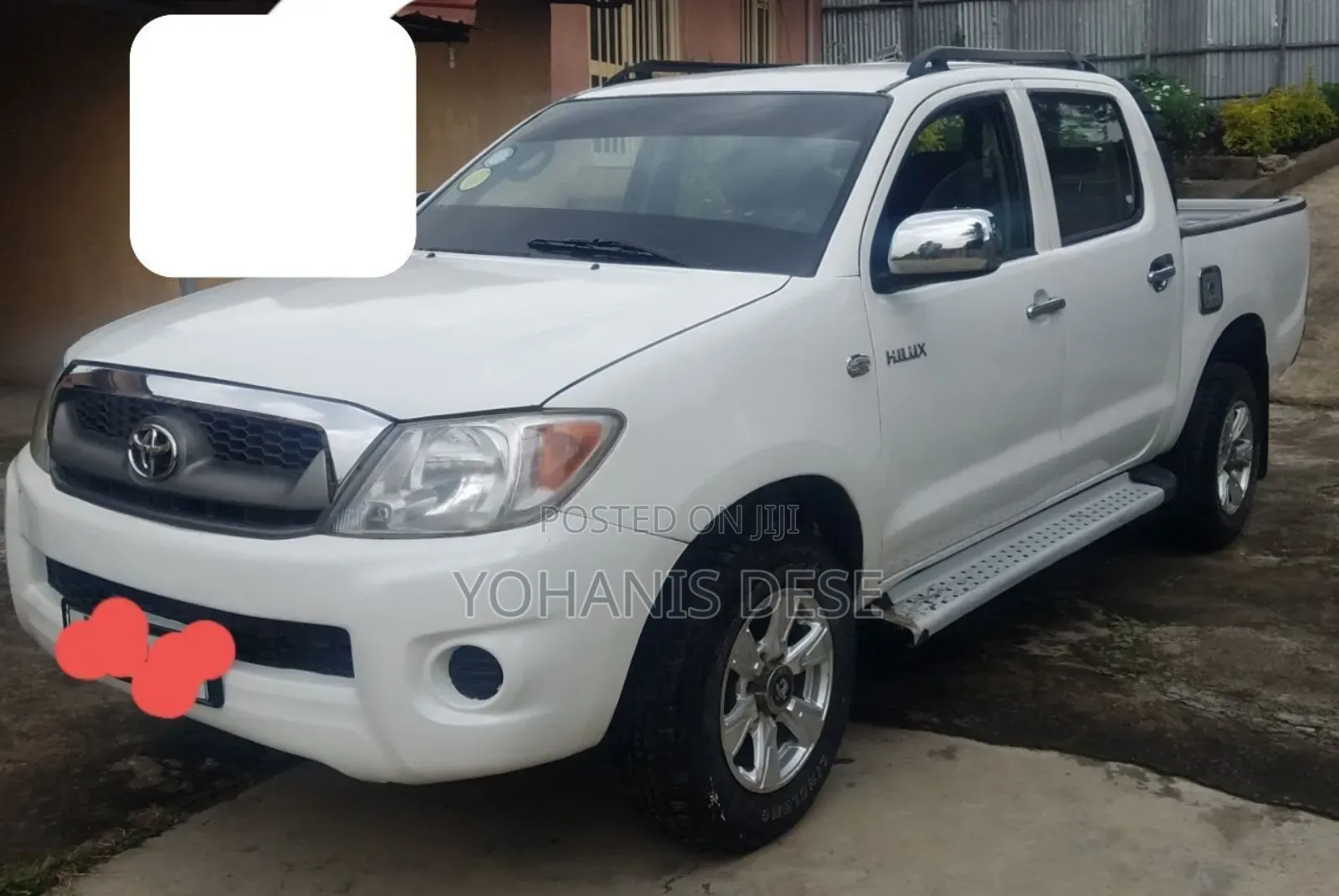 Toyota Hilux 2011 White