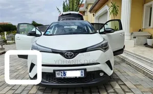 Photo - Toyota C-HR 2017 White