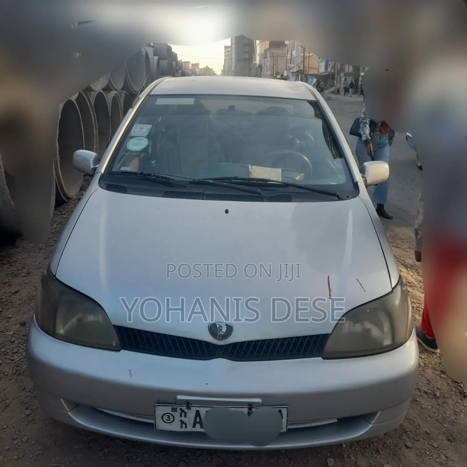 Toyota Platz 2001 Silver