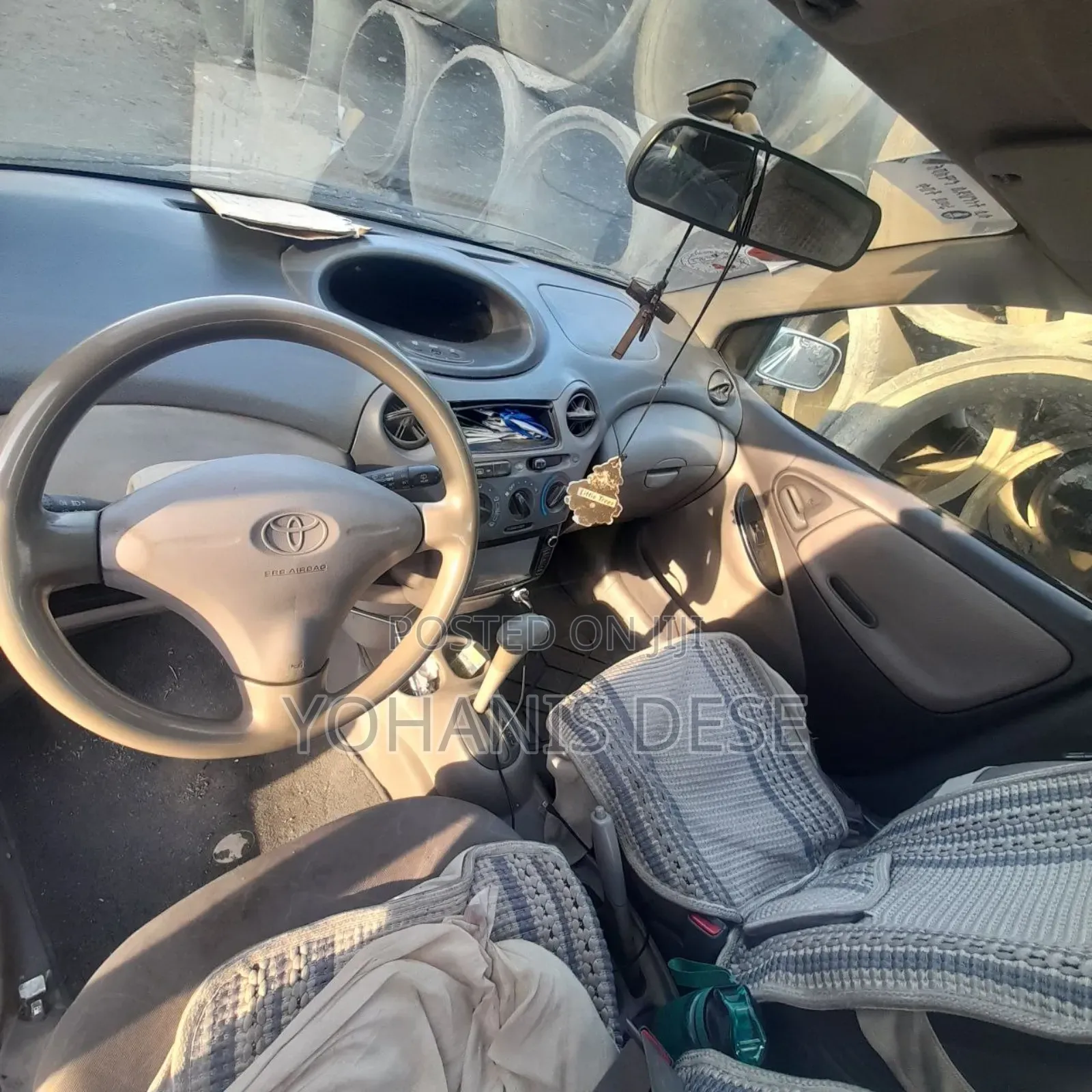 Toyota Platz 2001 Silver