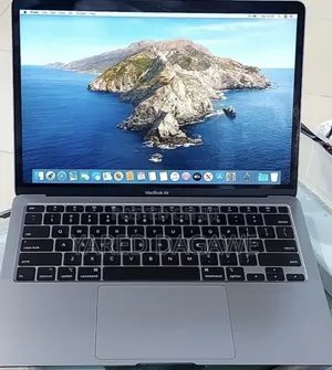 New Laptop Apple MacBook 2020 16GB Intel Core I7 SSD 512GB